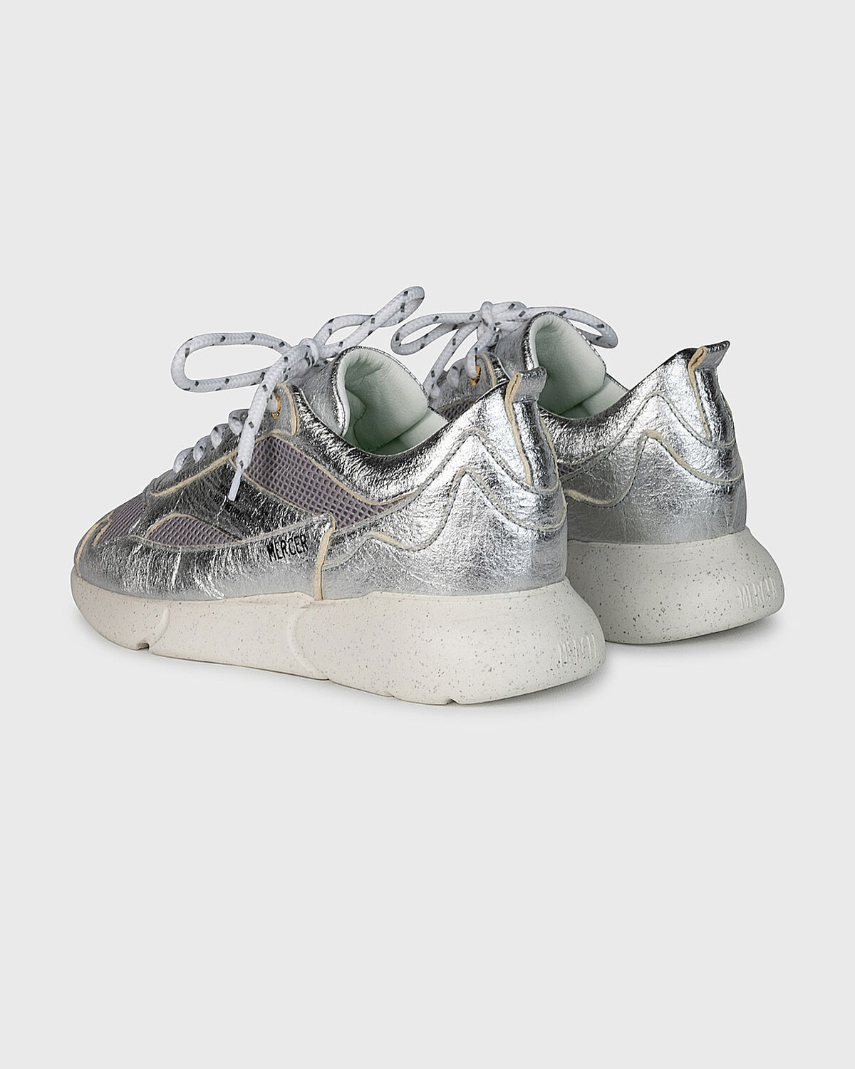 W3RD - Pineapple Leather, Silver, hi-res