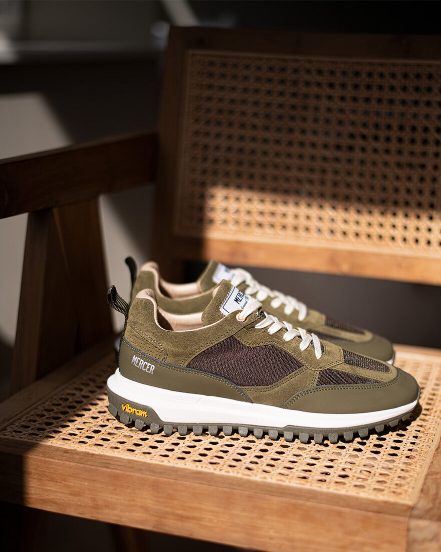 The Globe - Gum Leather, Army green, hi-res